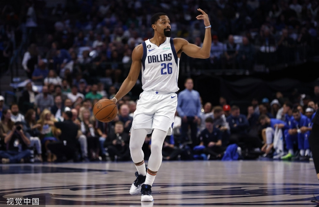 在很多球迷 在很多球迷