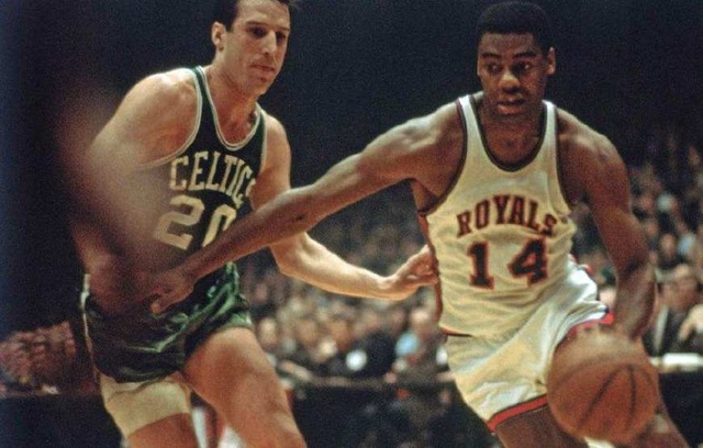 手的竞技需 手的竞技需