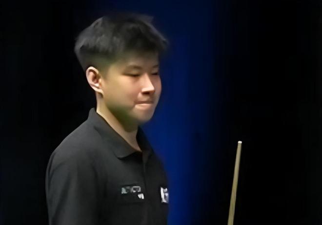 靠胸口对抗 靠胸口对抗